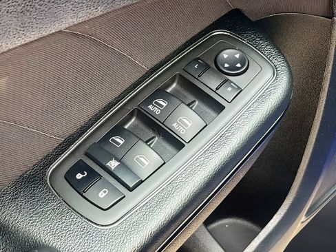 Used 2022 Dodge Charger R/T w/ Blacktop Package RWD image 17