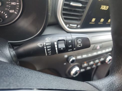 Used 2022 Kia Sportage LX AWD/4WD image 12