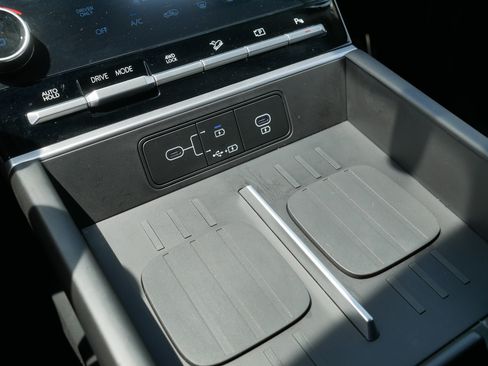 Certified 2026 Hyundai Santa Fe SE AWD/4WD image 31