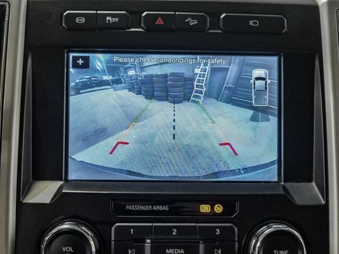 Used 2019 Ford F250 Lariat w/ Lariat Value Package image 20