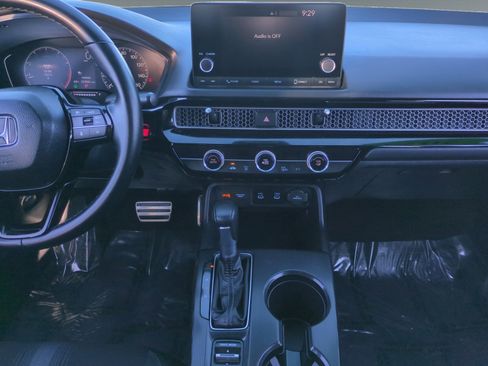 Used 2025 Honda Civic Sport image 11