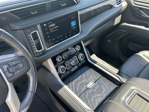 Used 2022 GMC Yukon Denali AWD/4WD image 22