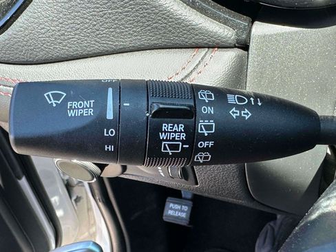 Used 2025 Dodge Durango GT AWD/4WD image 23