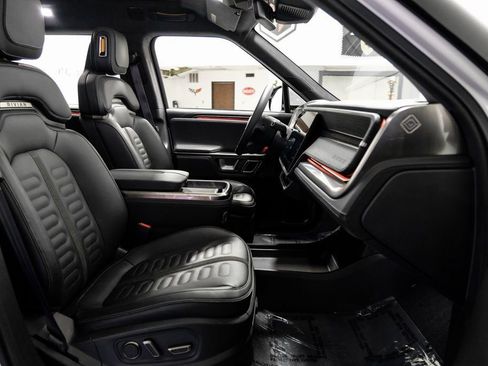 Used 2023 Rivian R1T Adventure image 39