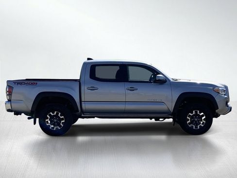 Certified 2022 Toyota Tacoma TRD Off-Road image 10