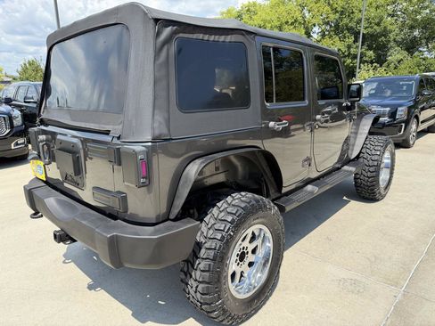 Used 2016 Jeep Wrangler Unlimited Sport w/ Quick Order Package 24S AWD/4WD image 5
