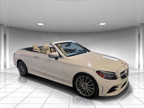 Used 2019 Mercedes-Benz C 300 Cabriolet image 2
