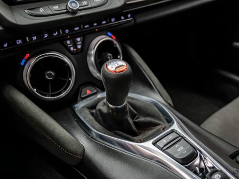 Used 2018 Chevrolet Camaro ZL1 RWD image 58