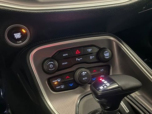 Used 2022 Dodge Challenger GT w/ Blacktop Package image 18