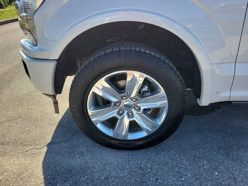 Certified 2019 Ford F150 Platinum w/ Equipment Group 701A Luxury image 8