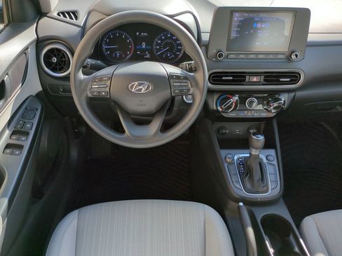 Certified 2022 Hyundai Kona SEL image 15