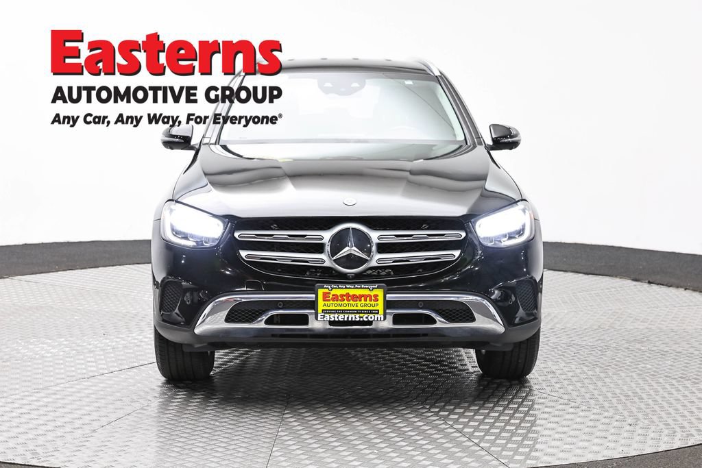 Used 2021 Mercedes-Benz GLC 300 4MATIC w/ Multimedia Package image 4