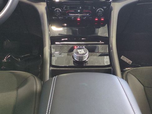 New 2025 Jeep Grand Cherokee L Altitude AWD/4WD image 20