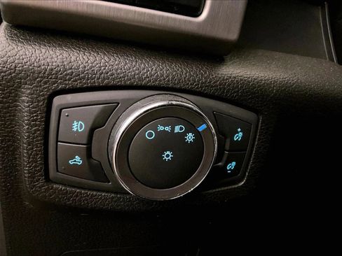 Used 2019 Ford F350 Platinum w/ Platinum Ultimate Package AWD/4WD image 31