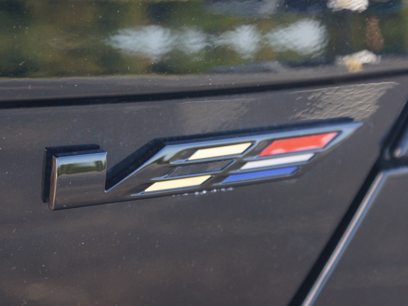 Used 2025 Cadillac CT5 V w/ LPO, ONYX Package RWD image 19