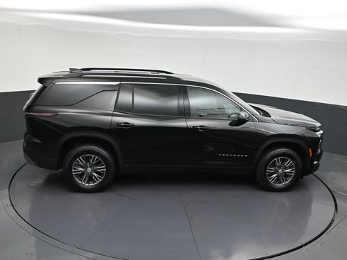 Certified 2026 Chevrolet Traverse LT FWD image 26