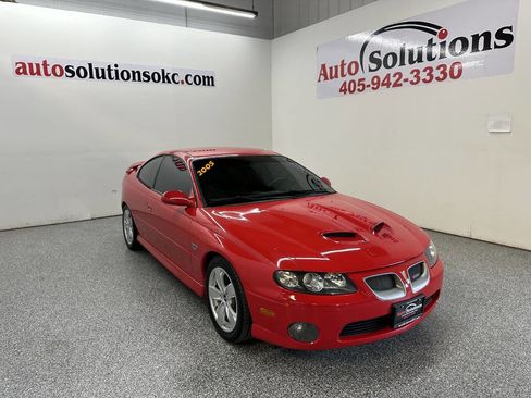 Used 2005 Pontiac GTO image 1