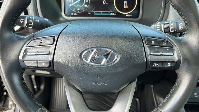 Used 2023 Hyundai Kona Limited w/ Cargo Package AWD/4WD image 12