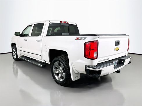 Used 2017 Chevrolet Silverado 1500 LTZ Z71 w/ LTZ Plus Package image 5