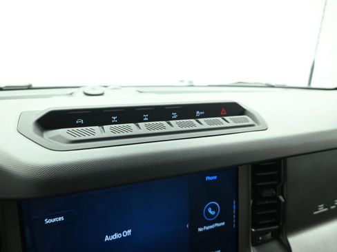 New 2026 Ford Bronco Badlands image 13