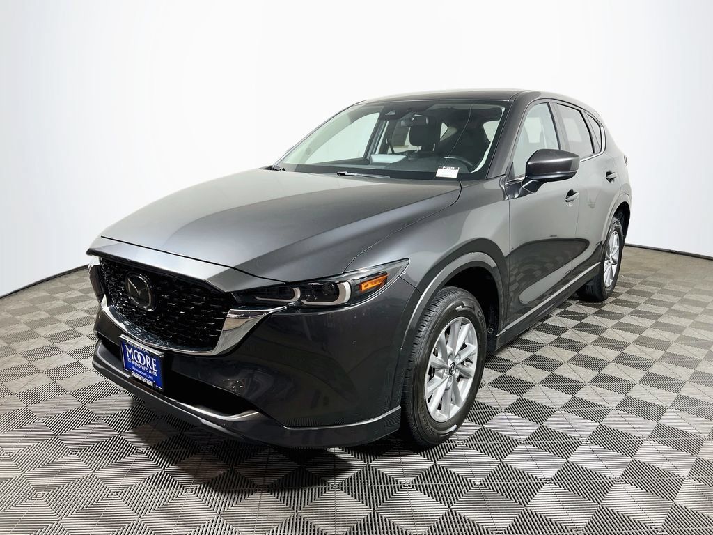Used 2024 MAZDA CX-5 AWD 2.5 S w/ Select Package image 3