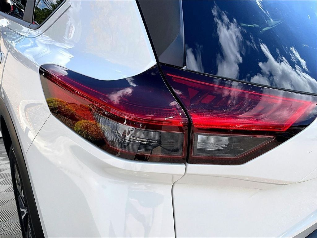 Certified 2023 Nissan Rogue SV AWD/4WD image 33