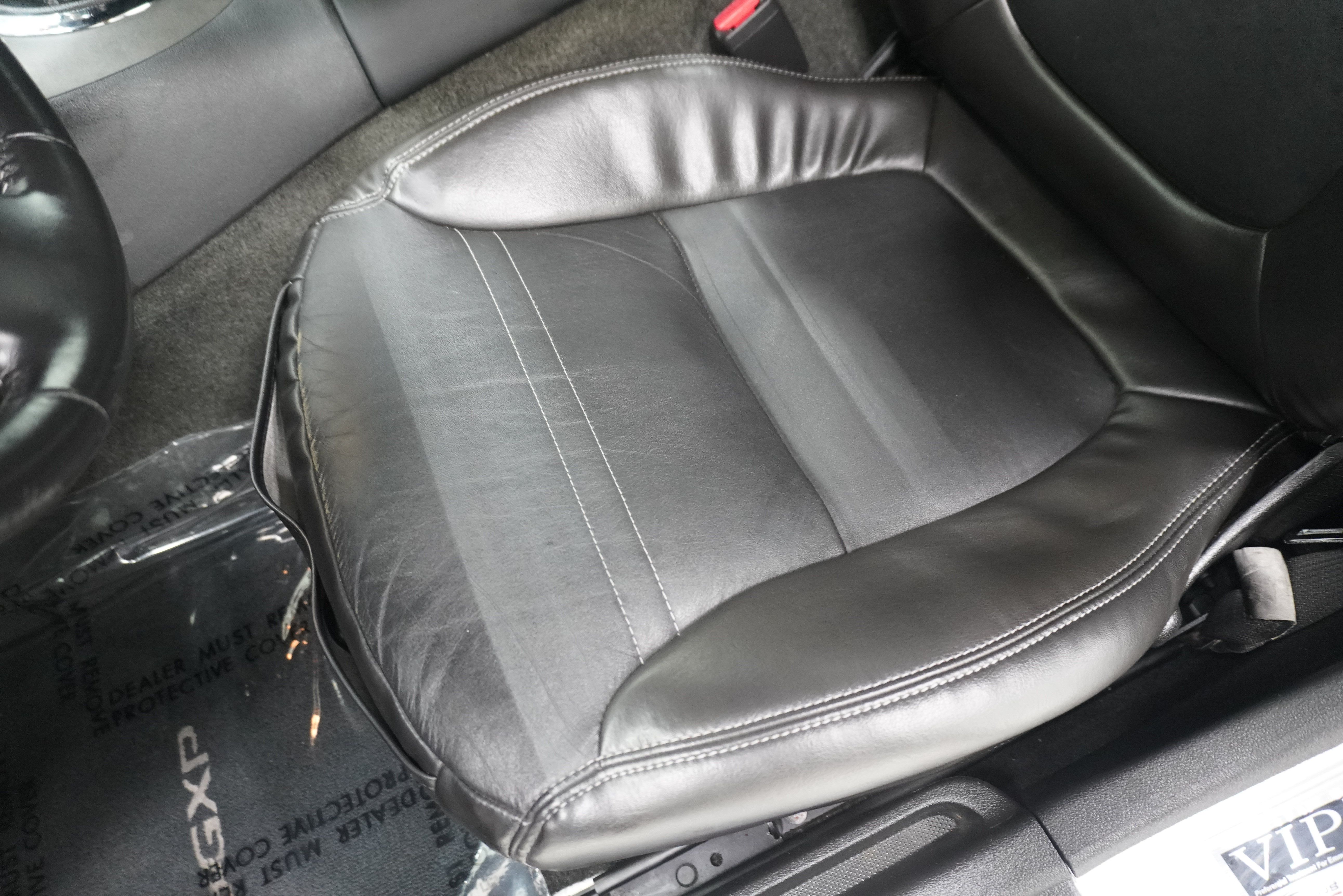 Used 2008 Pontiac Solstice GXP w/ Premium Package RWD image 15