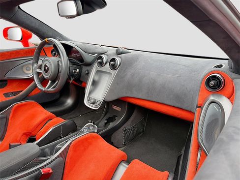 Used 2020 McLaren 600LT Spider image 14