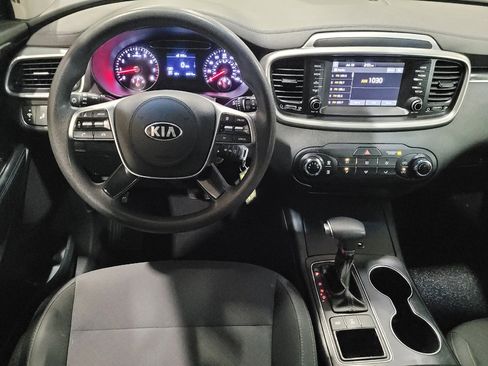 Used 2019 Kia Sorento AWD image 22