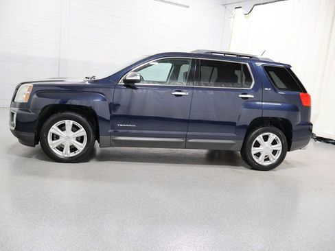 Used 2016 GMC Terrain SLT w/ Open Road Package FWD image 2