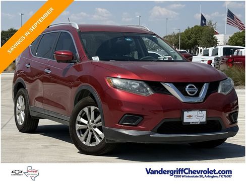 Used 2016 Nissan Rogue SV w/ SV Premium Package FWD image 2