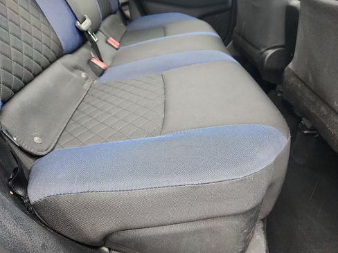 Used 2021 Toyota C-HR XLE FWD image 29
