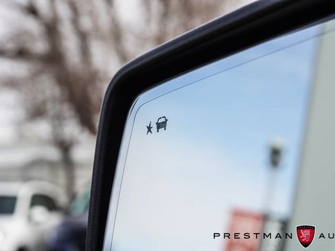 Used 2020 GMC Sierra 1500 Denali w/ Denali Ultimate Package image 16