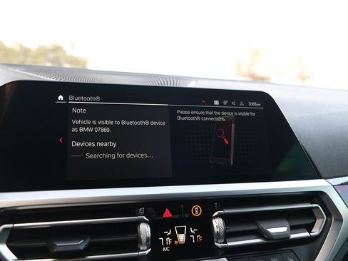 Used 2021 BMW M4 Competition w/ Executive Package image 31