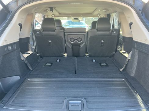 Used 2022 Acura MDX w/ Technology Package image 19