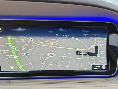 Used 2017 Mercedes-Benz S 550 Sedan image 26