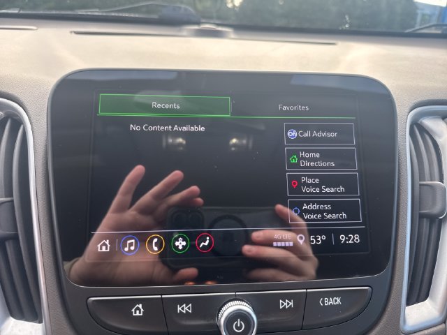 Used 2025 Chevrolet Malibu LT FWD image 23