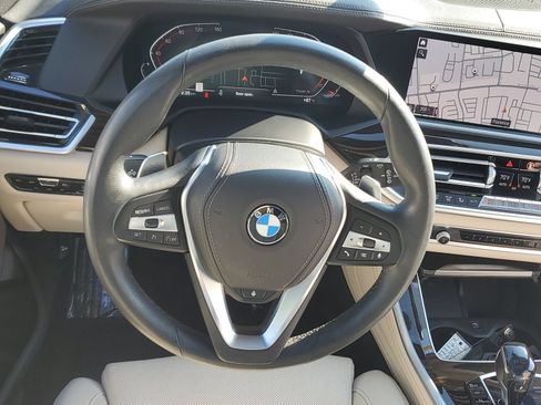 Used 2021 BMW X5 xDrive40i w/ Premium Package AWD/4WD image 12