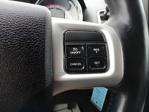 Used 2019 Dodge Grand Caravan GT FWD image 21