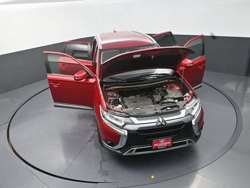 Used 2020 Mitsubishi Outlander SE AWD/4WD image 40