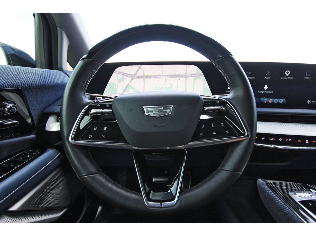 Certified 2025 Cadillac Optiq Sport 2 AWD/4WD image 14