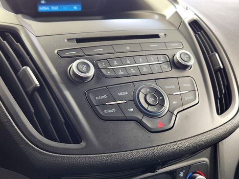 Used 2018 Ford Escape SE w/ Ford Safe & Smart Package image 23