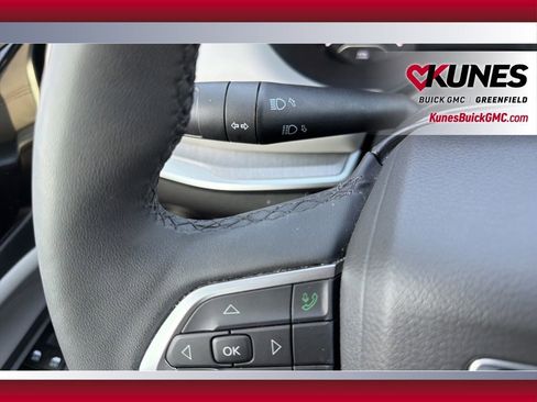 Used 2025 Jeep Compass Limited image 26