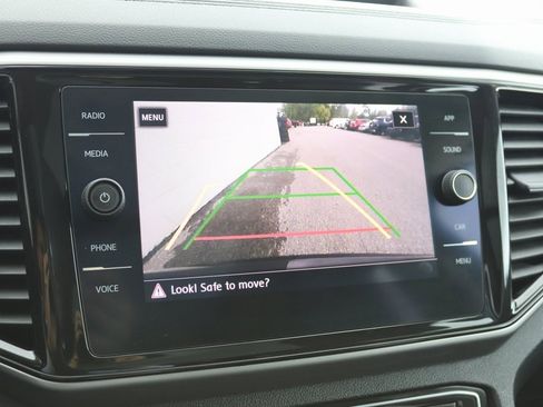 Used 2021 Volkswagen Atlas SEL image 30