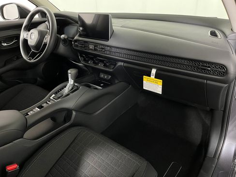 New 2026 Honda HR-V LX image 13