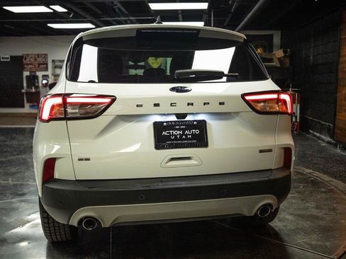 Used 2022 Ford Escape SE AWD/4WD image 6