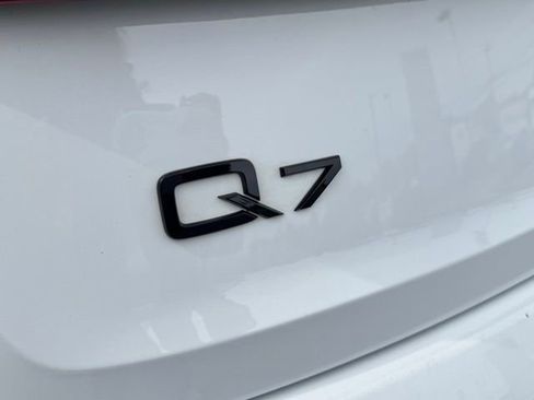 Certified 2023 Audi Q7 3.0T Premium Plus AWD/4WD image 15