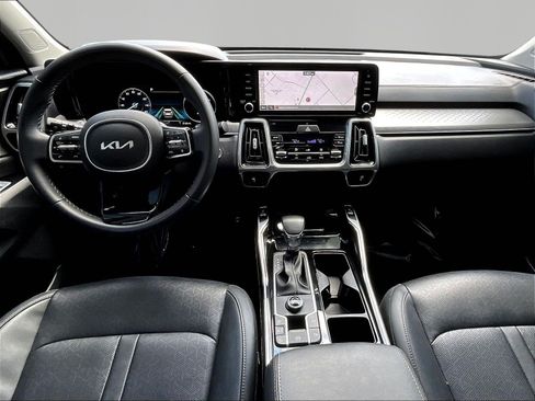 Used 2023 Kia Sorento SX FWD image 7