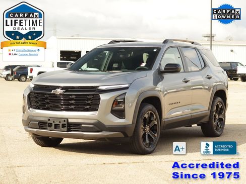 Used 2026 Chevrolet Equinox LT w/ Convenience Package II FWD image 3