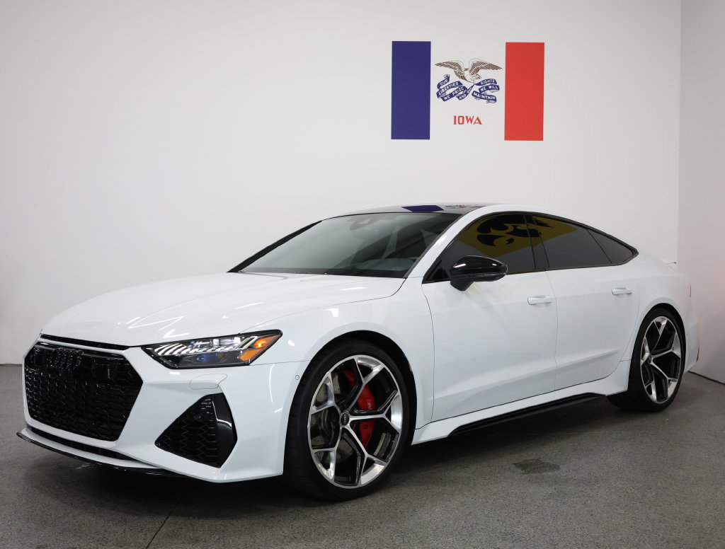 Used 2025 Audi RS 7 Performance w/ Black Optic Package AWD/4WD image 8
